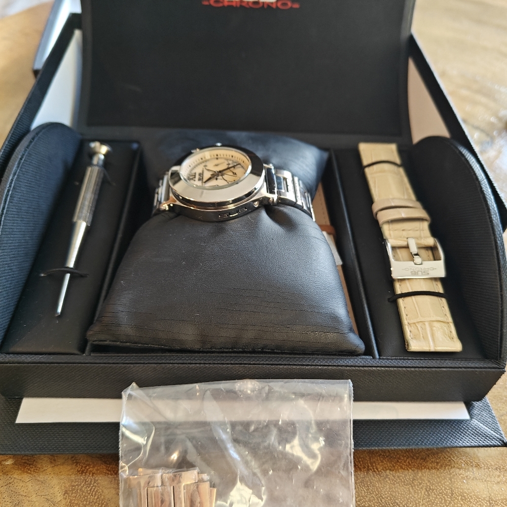 A charming watch Sub Chrono - Picture 6 of 10
